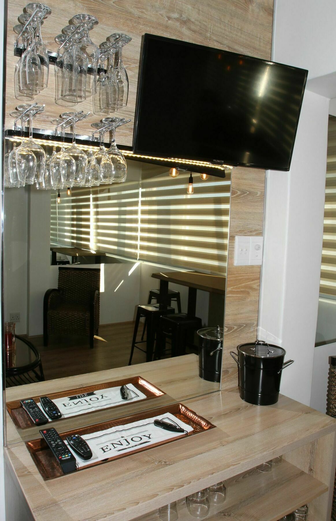 205 New Cumberland Hotel Cape Town