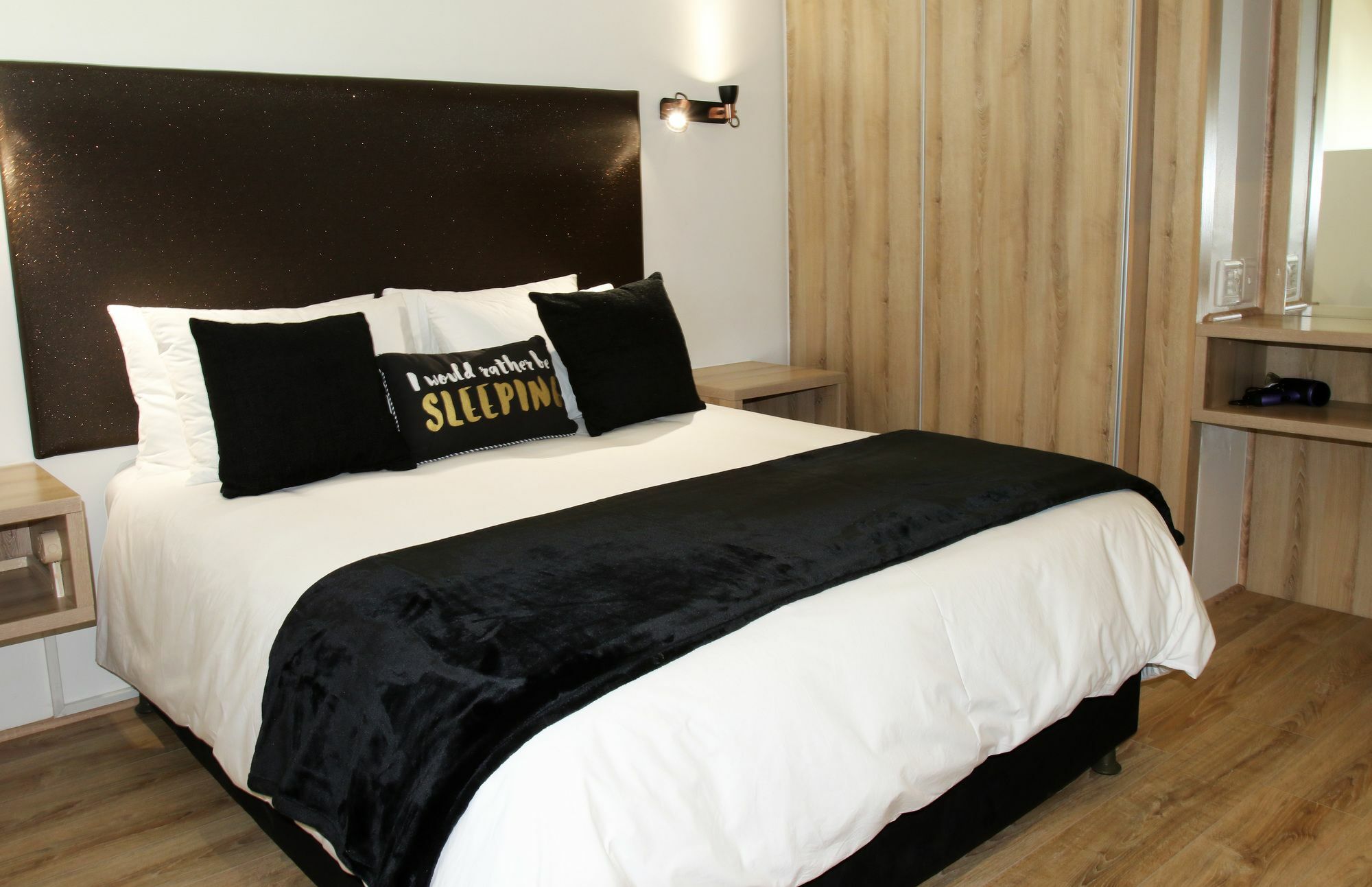 205 New Cumberland 4*